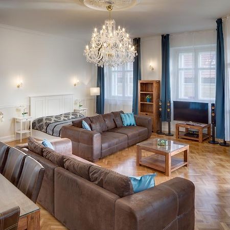 Smetanovo Nabrezi - Riverview Old Town Apartment Prague Extérieur photo
